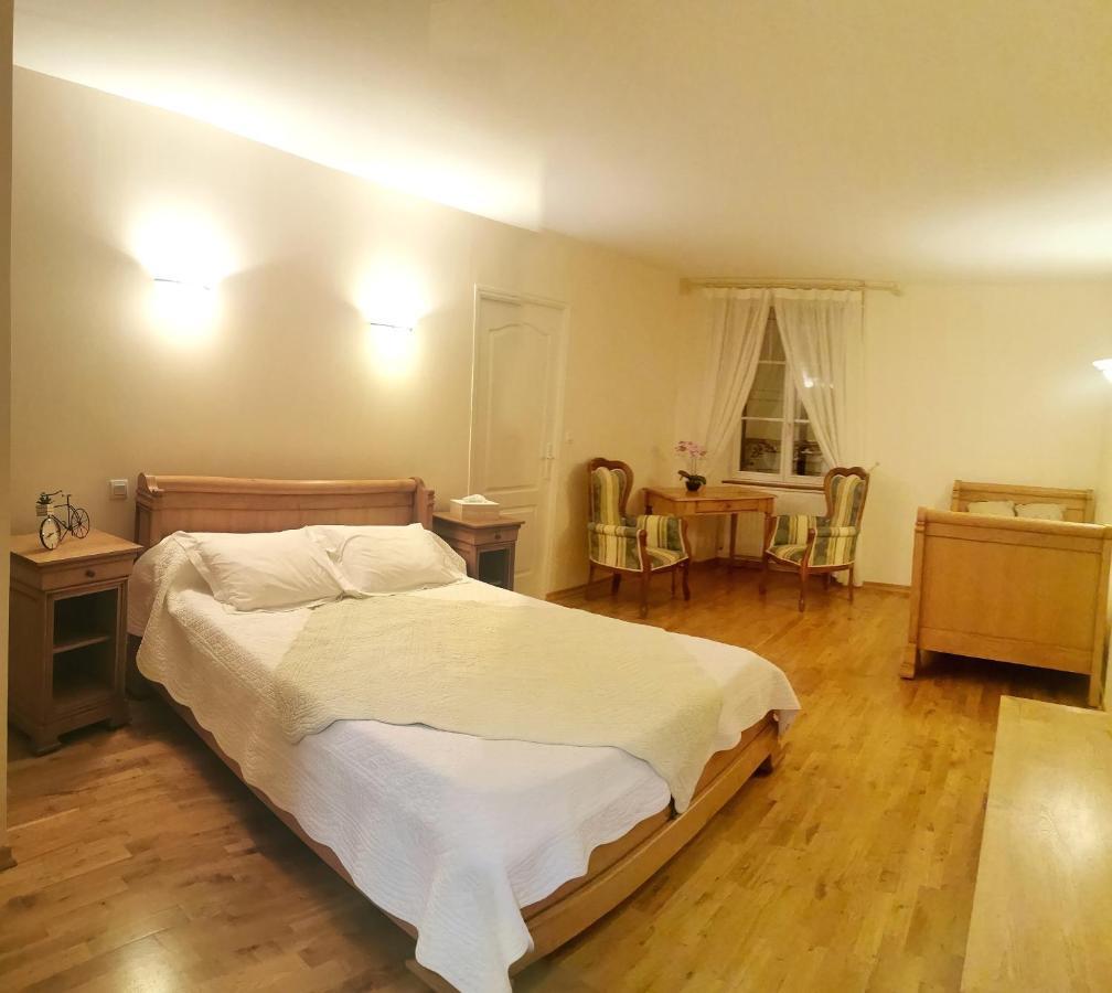 Chambre D'Hotes Le Val Du Chapelain Bed and Breakfast Montigny-la-Resle Exterior foto