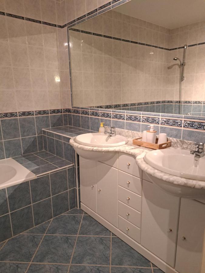 Chambre D'Hotes Le Val Du Chapelain Bed and Breakfast Montigny-la-Resle Exterior foto