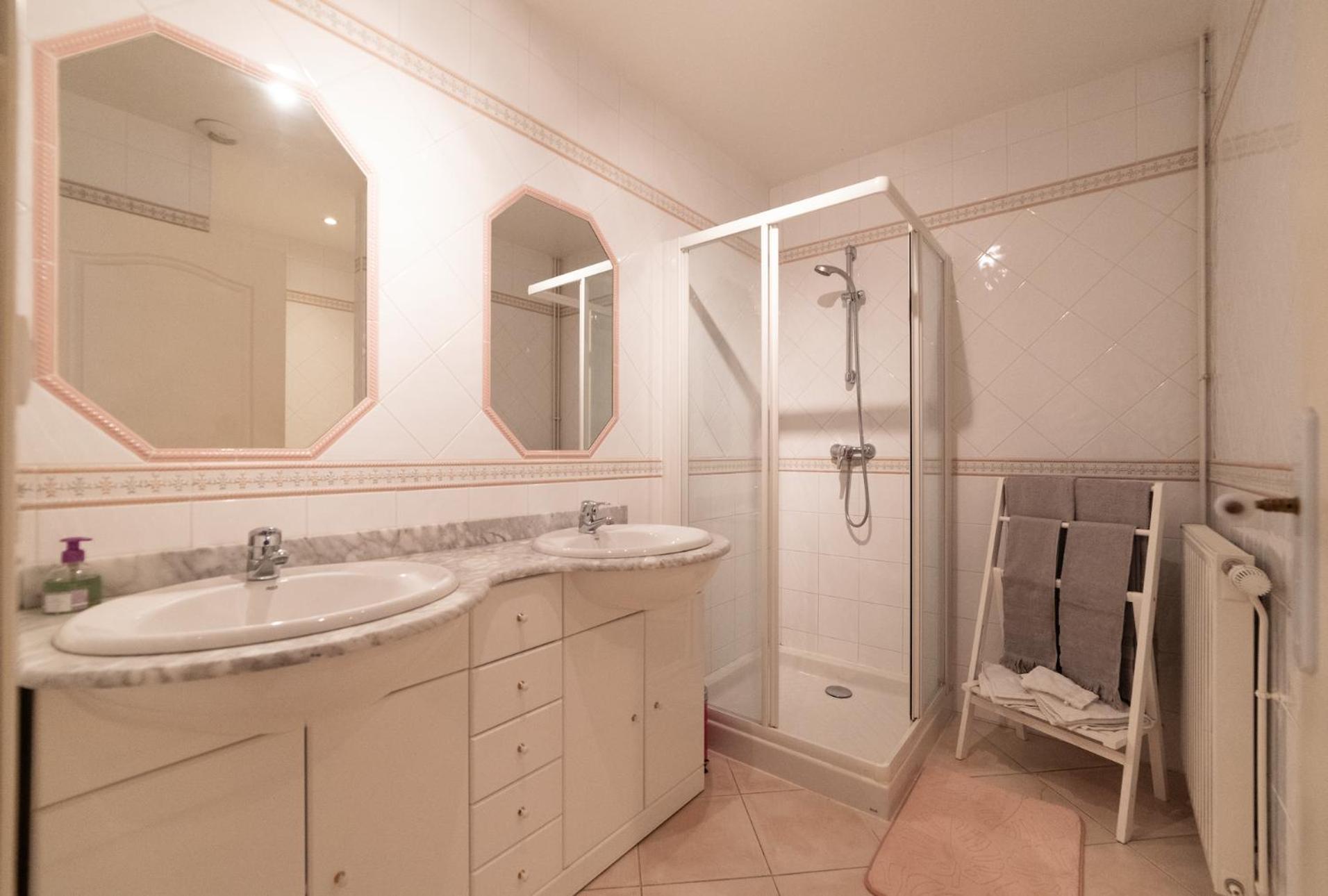 Chambre D'Hotes Le Val Du Chapelain Bed and Breakfast Montigny-la-Resle Exterior foto